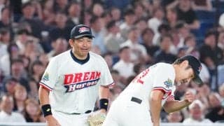 下柳剛ブチキレ！？松田宣浩の痛恨トンネルでグラブ叩きつけ沸かせる　サントリードリームマッチ