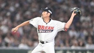 元阪神・下柳投手がお約束のグラブたたきつけで場内盛り上げる　松田が謝罪