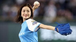 「透明感、ハンパない」東京ドームを騒然とさせた奇跡の40歳、美人女優の始球式降臨が話題「何でこんなに可愛いの？」「本当に変わらない」