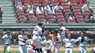 福山が悲願の初優勝　過去１６強が最高の市立校、歴史的快進撃が結実　名門広島商を撃破し初の甲子園へ　４月就任の小田監督「一番驚いているのは私です。本当に選手のおかげ」