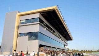 ２８日の名古屋競馬２Ｒと３Ｒが荒天のため取りやめ　雷雨及び設備不良の影響