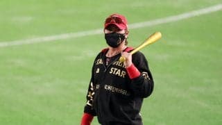 【球宴】新庄監督「大好きよ、こういうの！」黄金バット復活！パーカにはファンへのメッセージ