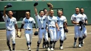 高川学園、苦しんだ主将が先制打　3季連続甲子園に涙「ほっとした」