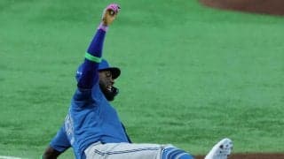 日本ハム・レイエス　激走タッチアウトの舞台裏明かす「ジェスチャーで『回せよ』と伝えていた」　好送球の阪神・中野には恨み節！？「ちょっと怒ってます」と苦笑い