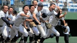 敗者、王者に負けぬ輝き　4戦連続で1点差の攻防、高校野球岡山大会