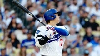 大谷翔平、後半戦初アーチ　10試合目でお目覚め…23号先頭打者HRにLA熱狂、左膝の不安払拭