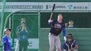 誰！？富山で場外弾含む柵越え連発の助っ人　大山＆坂本も苦笑い　ケージ付近で「野手泣かせだ」の声　本人は笑顔「おねだりしたら許可してもらえて」