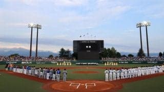 オールスター第２戦で黙とうを実施　熊本地震の被災者へ向け　スタンドには「支え合い共に頑張ろう日本」の横断幕も
