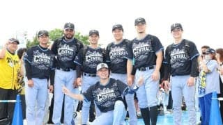 中日・大野「夢かなった」阪神ユニホーム　楽天・辰己は「楽天カードマン」で盗塁