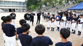 阪神「大社軟式野球クラブ」が活動開始　嶌村球団本部長「第一歩を踏み出せた」１０月から大会、決勝は甲子園で開催へ