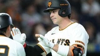 巨人・ダルベック恐れぬ空振り　2季ぶりリーグ優勝へ、光る勝負強さ