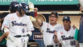 ヤクルト　後半戦開幕戦でいきなりイケヤマジックさく裂　才木キラーの丸山和と古賀のクリーンアップ起用ズバリで二回に２点を追加