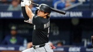 村上宗隆、元NPB右腕から豪快24号　6戦4発で岡本に並ぶ…地震被害の熊本に“エール”