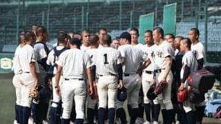 【甲子園】神村学園、被災地へ１分間の黙とう　八代市出身・小林嵩典捕手の実家が熊本地震の被害