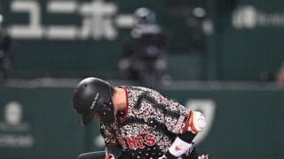 巨人がまさか　八回無死二、三塁の逆転機で痛恨の無得点　最後は代打・坂本勇人が空振り三振で天を仰ぐ　あと一歩及ばず後半戦初黒星