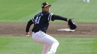 鷹ドラ1が“負けない”ワケ　名捕手が熱弁「球速じゃない」…無傷の8連勝を誇る左腕に見た進化