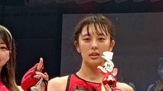 【KNOCK OUT】辻井和奏が「100％」有言実行、ハイキックからのパンチ連打でKO勝ち