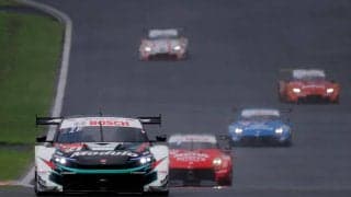 【スーパーＧＴ】６４号車モデューロが宙を舞う衝撃クラッシュ…マシンは大破　スタート直後に赤旗中断