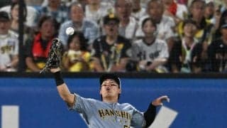 阪神　前川がまさかの適時失策　打球に追い付きながら痛恨落球　骨折から緊急昇格→即先発も悪夢に呆然