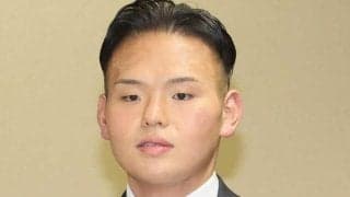 「ますますお若く少年のよう！」大減量の元貴景勝、湊川親方が弟子に囲まれて誕生日報告　まだ３０歳　「一番若く見える」