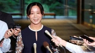高木美帆さん着用の紺色ワンピースのブランドは人気女優も公の場で着用　ユニクロコラボも