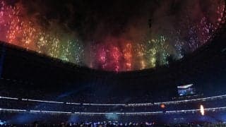 Ｊリーグ新シーズン開幕花火2500発「ここから、世界だ」ド派手演出で第２の誕生を告げる