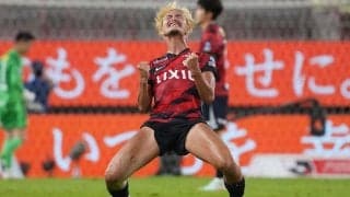 ｢最後の1枚…ワルぃゎ〜｣鈴木優磨が激勝翌日に写真12枚投稿→渾身の“煽りショット”に興奮！｢最後の1枚までの壮大なフリ｣｢知念くんのことどんだけ好きなんよｗ｣