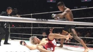 【RIZIN】中国勢“初勝利”は凶悪なヒジと左フックで衝撃TKO DEEP暫定王者撃破で「さすがにえぐい」ざわめき