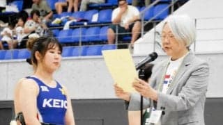 女子相撲で慶大生が大学初タイトルに感激の涙、小宮山結月「世界選手権に出られるように頑張りたい」