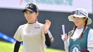 【女子ゴルフ】安田祐香が大会記録タイ「６１」で単独首位発進　桑木志帆は６０位と出遅れる