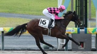 【中京1R】スマートポーションが快勝 6→13→10人気で3連単878万3430円の大波乱