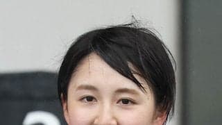 またも女性騎手に落馬事故！救急車で搬送の古川奈穂騎手にファン心配「落ち方が怖すぎて…」「心配すぎるて」