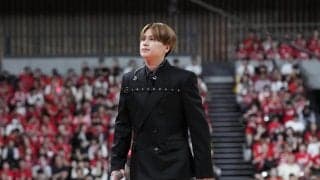 【バスケ】「１バスケファン」BE:FIRST・MANATOが君が代独唱　全身黒の装いで登場