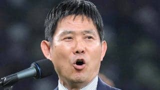 日本代表・森保一監督が熊本訪問　氷川中学では希望者全員と写真撮影「唯一できることはエールを届けること」