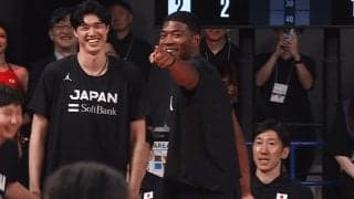 八村塁の“退場ジェスチャー”に爆笑！馬場雄大の“アクシデント”に「アンスポは仕方ない」「なんだこれw」【バスケ日韓戦】
