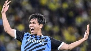 ｢誰やこれ｣浦和レッズ加入の元日本代表DF、｢金髪髭面｣に騒然！ ｢なんか別人｣｢似合ってる｣“優勝将請負人”が恩師と再タッグで猛反撃へ