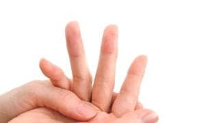 糖尿病で手がしびれる？ - それは神経障害の初期サインかもしれません