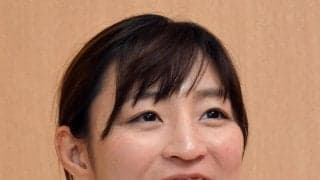 角田夏実さんが美脚披露「肉がムッキムキ」「細い」「かわいい」「きれい」と反響