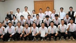 軟式野球、頂点目指す　天理高ナインが意気込み　24日に初戦
