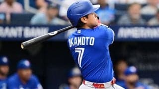 「ボールが完全に粉砕されたぞ」岡本和真、衝撃26号ソロで球団の新人最多記録更新中　左翼への二塁打も…マルチ安打で勝利に貢献「最高の補強になったね」