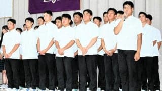 花巻東・古城主将「悔いない」と甲子園8強を報告　大学野球の道へ
