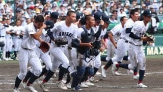 有明ナインが対面した“超大物”　甲子園初出場→8強入り…帰郷で広がった光景「な、なんと!!!」