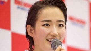 清水希容さんが有名デザイナーと正拳突き「ラジオブースで道着は独特すぎる光景」ファン反応