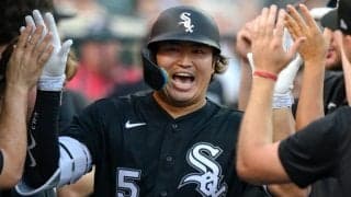 村上宗隆に“新アイテム”爆誕　目立つ漢字1文字…限定3日間、黒から一転の新仕様
