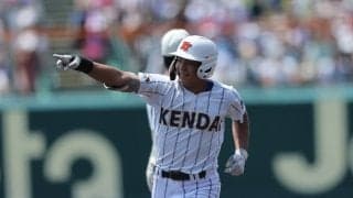 健大高崎 1点差に泣き初の夏日本一逃す 主将が8回に一時逆転のアーチも実らず【26年夏甲子園】