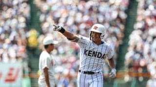 最高に「かっこいい兄」になる　健大高崎の石田雄星が妹に見せた一発