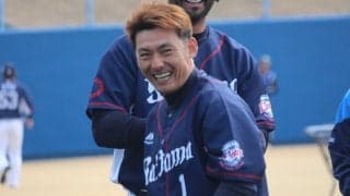 西武・栗山巧にアクシデント…二軍戦で頭部死球受け途中交代、30日には引退試合を予定