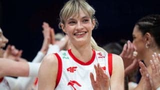 「どうやったらこんな美しさに到達できるの？」ポーランド23歳バレー女子がまるで“お姫様”　チームメイトと謎のポージングも披露