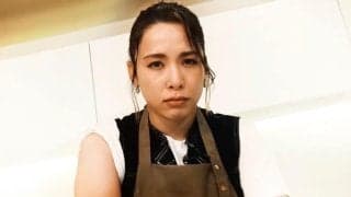 パリ五輪柔道金メダル・出口クリスタ、　元横綱と握力対決でまさか「強くなってる」 現役時代を超えるパワーに驚き