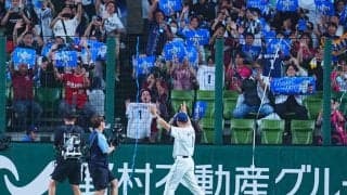 栗山引退試合に「まさかの大御所」　判明した“西武推し”、ファン喝采「初めて知りました」